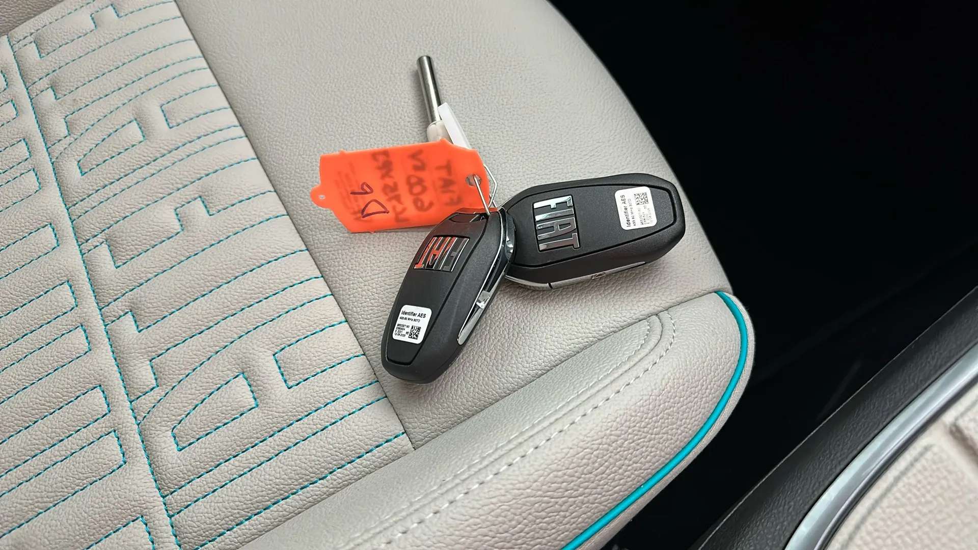 2025 FIAT 600 2025 FIAT 600