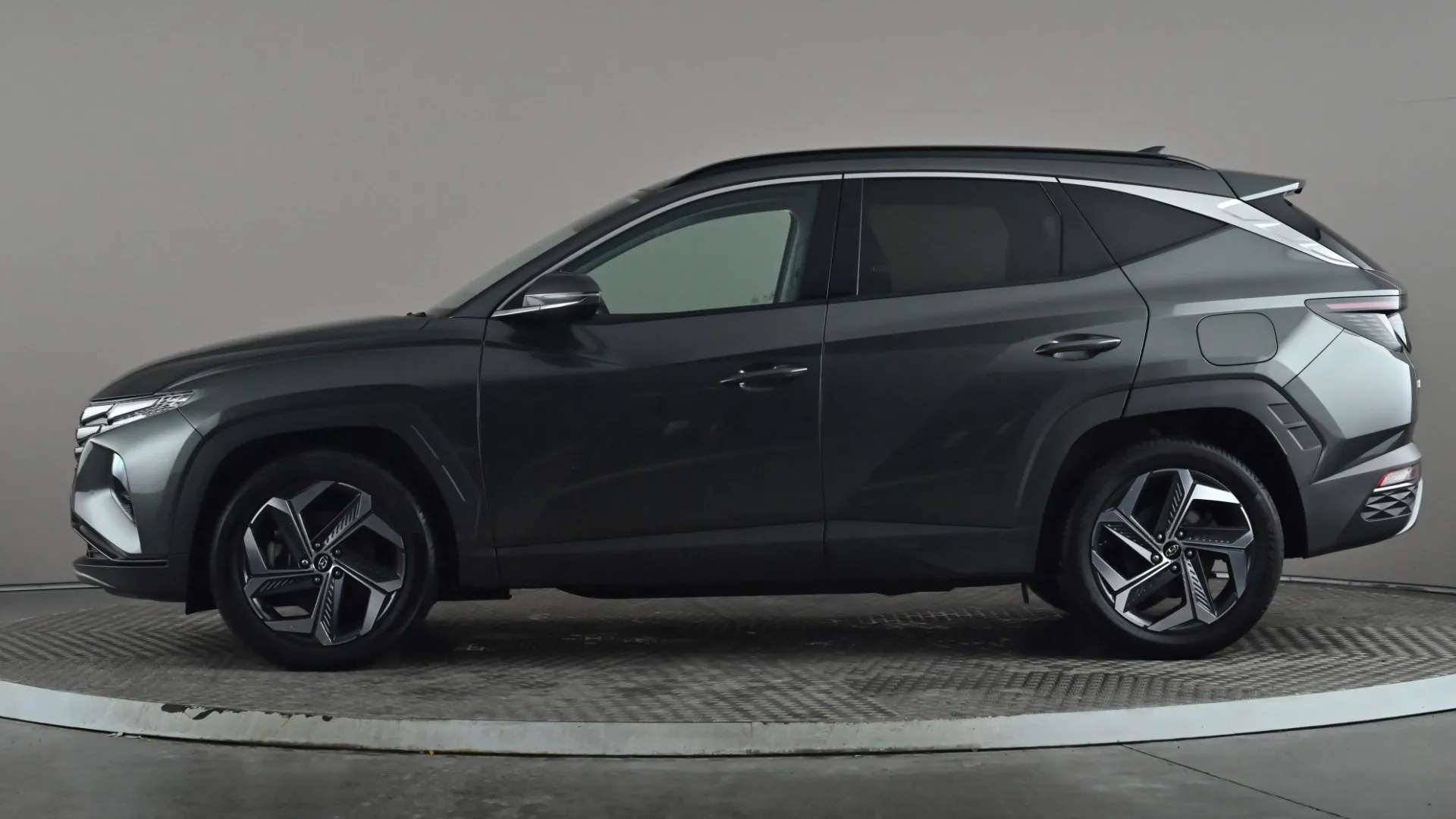 A 2023 HYUNDAI TUCSON 1.6 TGDi Hybrid 230 Ultimate 2WD Auto A 2023 HYUNDAI TUCSON 1.6 TGDi Hybrid 230 Ultimate 2WD Auto