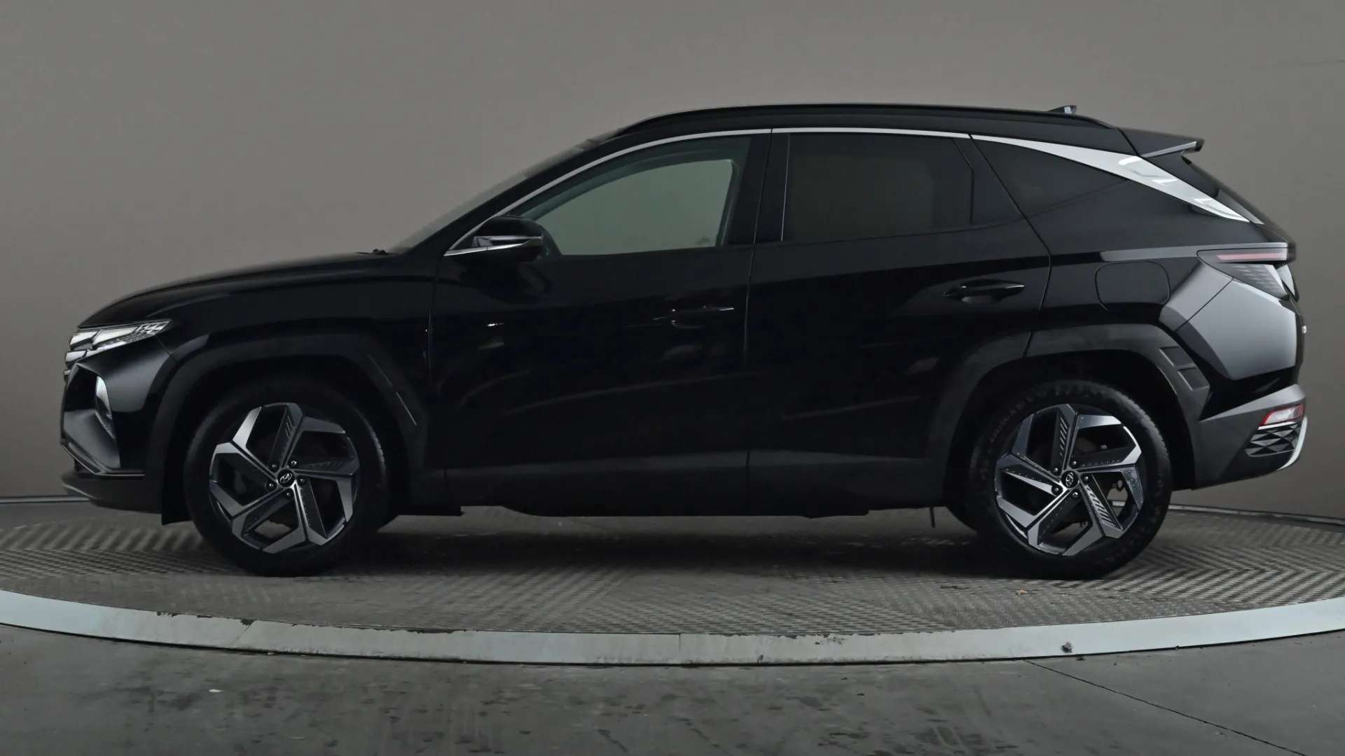 A 2022 HYUNDAI TUCSON 1.6 TGDi Hybrid 230 Ultimate 2WD Auto A 2022 HYUNDAI TUCSON 1.6 TGDi Hybrid 230 Ultimate 2WD Auto