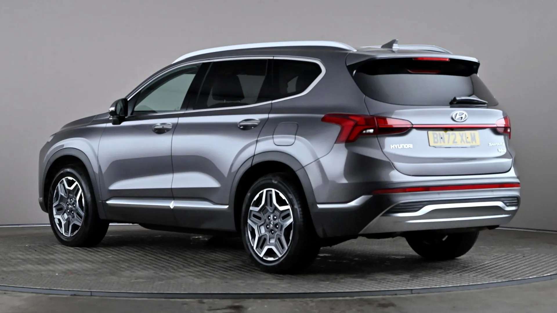 A 2023 HYUNDAI SANTA FE 1.6 TGDi Hybrid Ultimate 4WD Auto A 2023 HYUNDAI SANTA FE 1.6 TGDi Hybrid Ultimate 4WD Auto