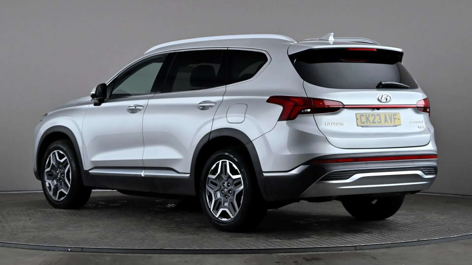 A 2023 HYUNDAI SANTA FE 1.6 TGDi Hybrid Ultimate 4WD Auto A 2023 HYUNDAI SANTA FE 1.6 TGDi Hybrid Ultimate 4WD Auto