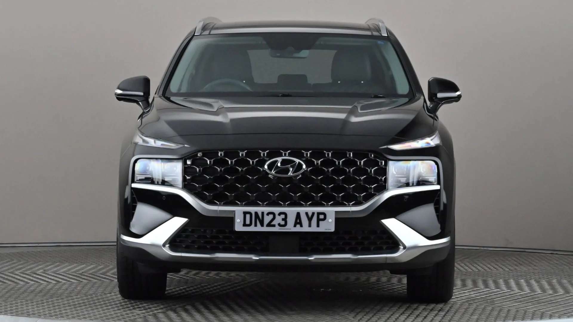 A 2023 HYUNDAI SANTA FE 1.6 TGDi Plug-in Hybrid Ultimate 4WD Auto A 2023 HYUNDAI SANTA FE 1.6 TGDi Plug-in Hybrid Ultimate 4WD Auto