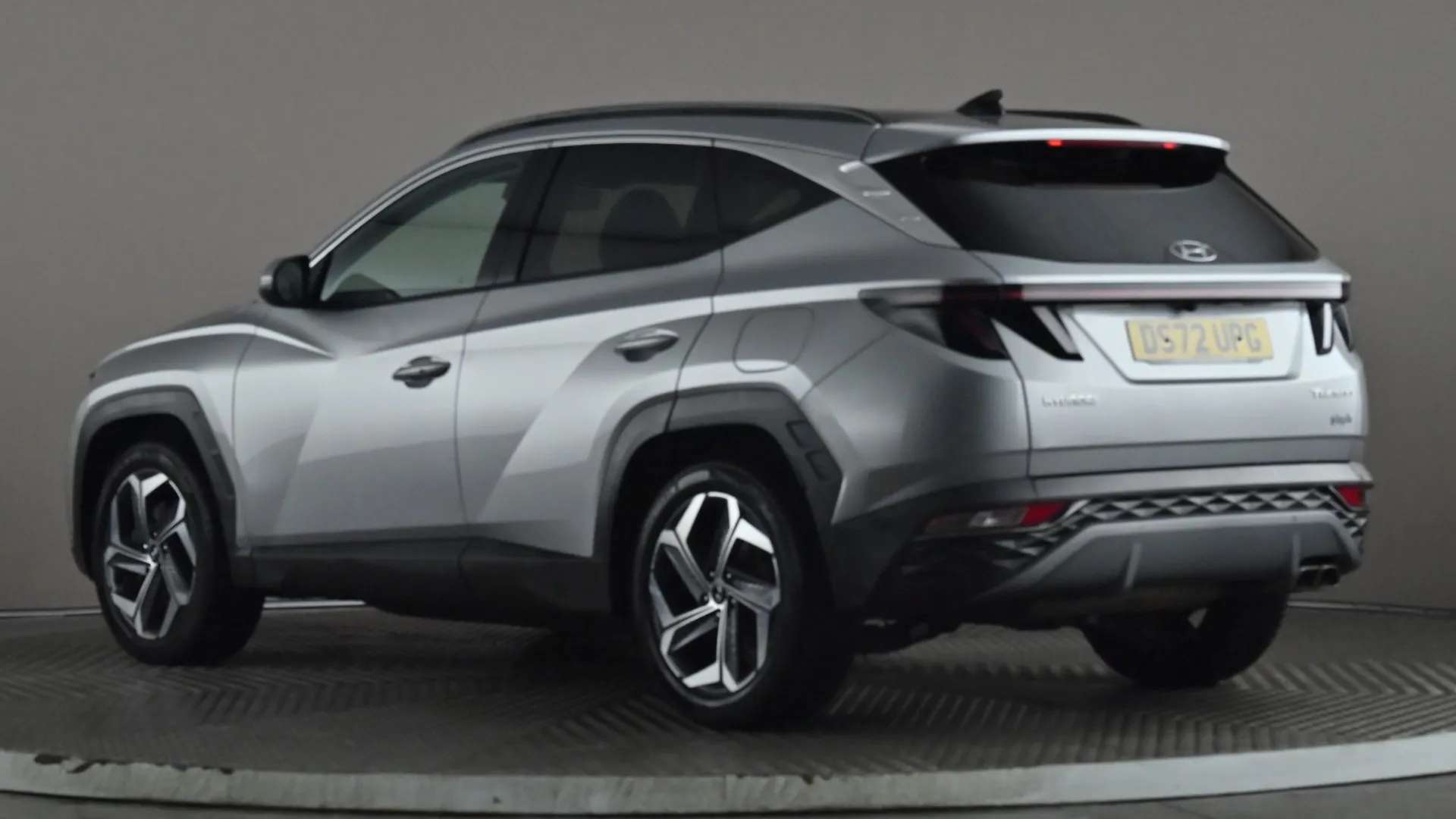 A 2023 HYUNDAI TUCSON 1.6 TGDi Plug-in Hybrid Ultimate 4WD Auto A 2023 HYUNDAI TUCSON 1.6 TGDi Plug-in Hybrid Ultimate 4WD Auto