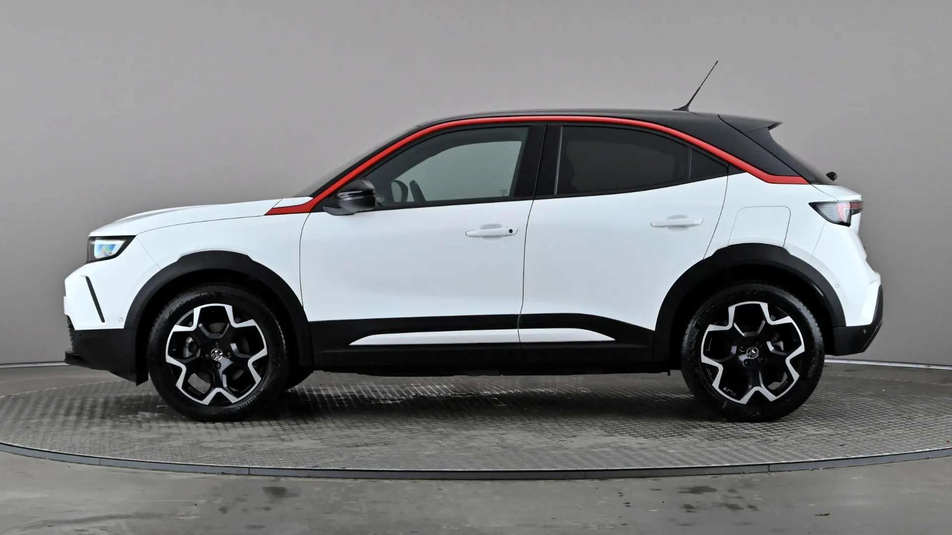 A 2022 VAUXHALL MOKKA 100kW GS Line 50kWh Auto A 2022 VAUXHALL MOKKA 100kW GS Line 50kWh Auto