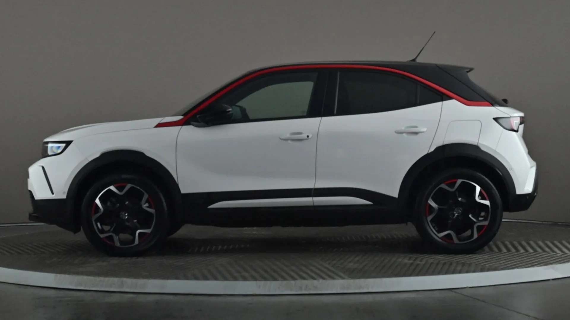 A 2022 VAUXHALL MOKKA 100kW GS Line 50kWh Auto A 2022 VAUXHALL MOKKA 100kW GS Line 50kWh Auto