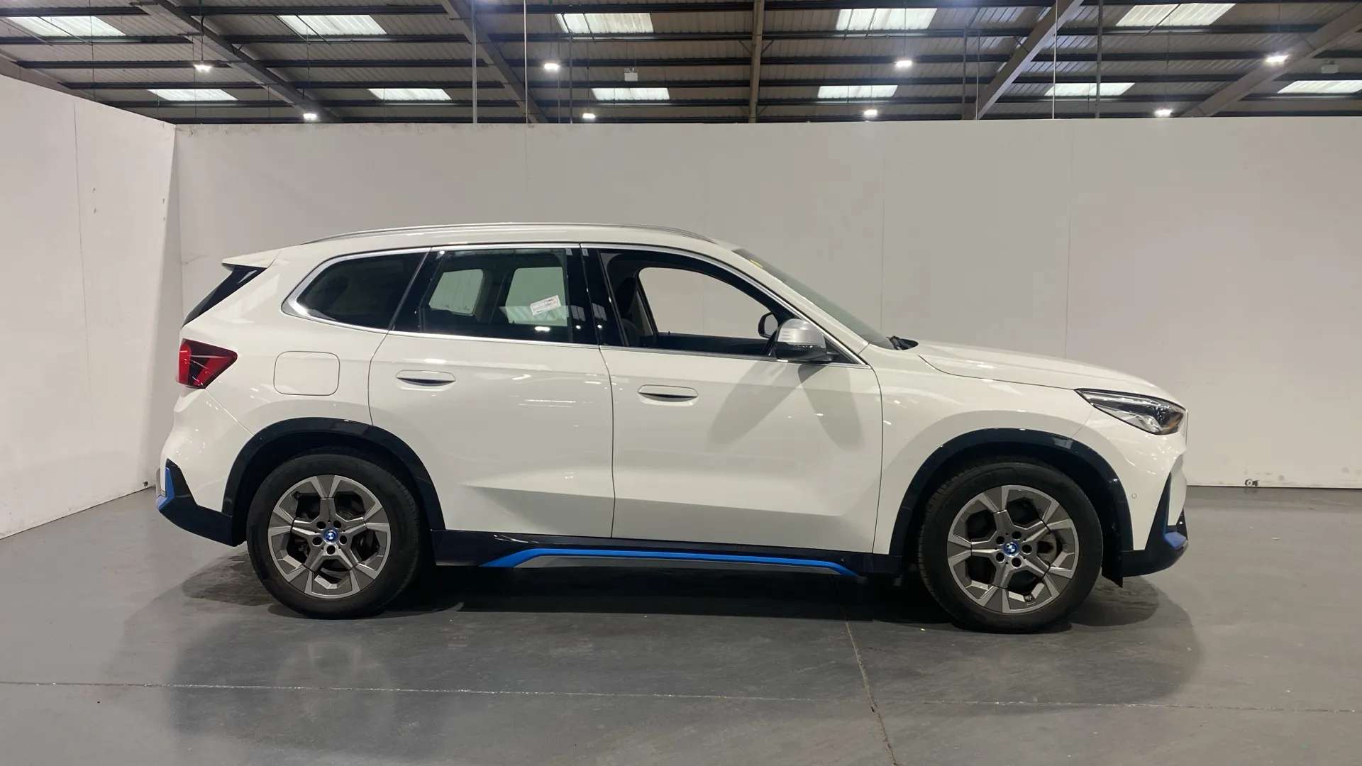 A 2023 BMW IX1 230kW xDrive30 xLine 65kWh Auto A 2023 BMW IX1 230kW xDrive30 xLine 65kWh Auto