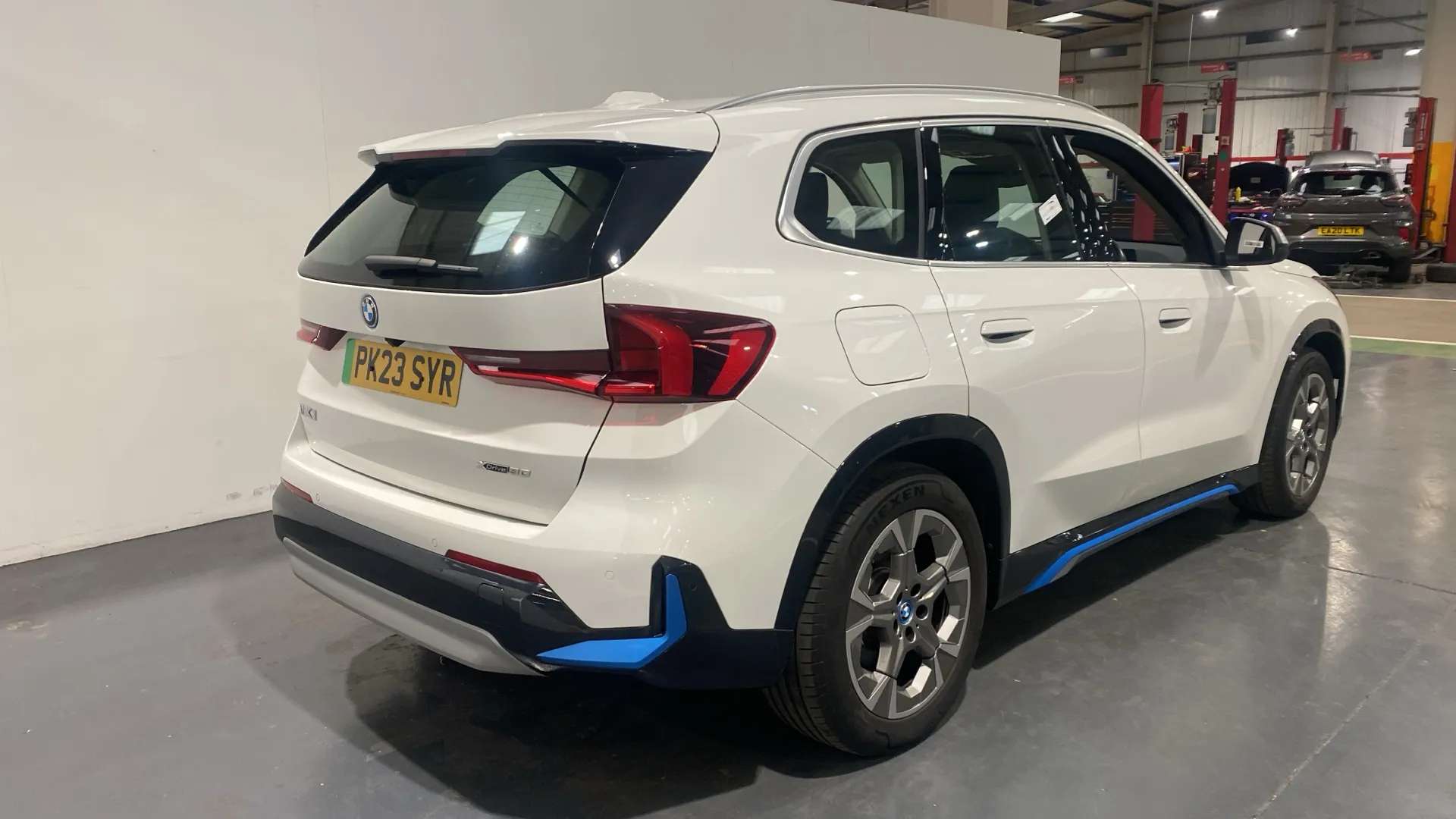 2023 BMW IX1 2023 BMW IX1