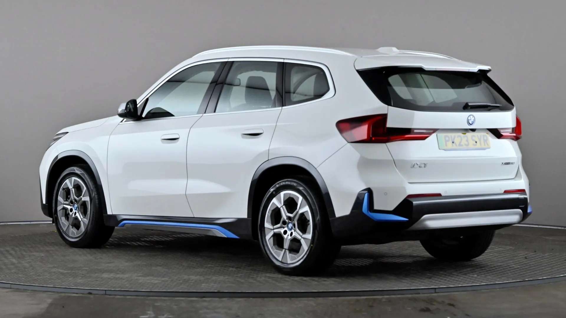 A 2023 BMW IX1 230kW xDrive30 xLine 65kWh Auto A 2023 BMW IX1 230kW xDrive30 xLine 65kWh Auto