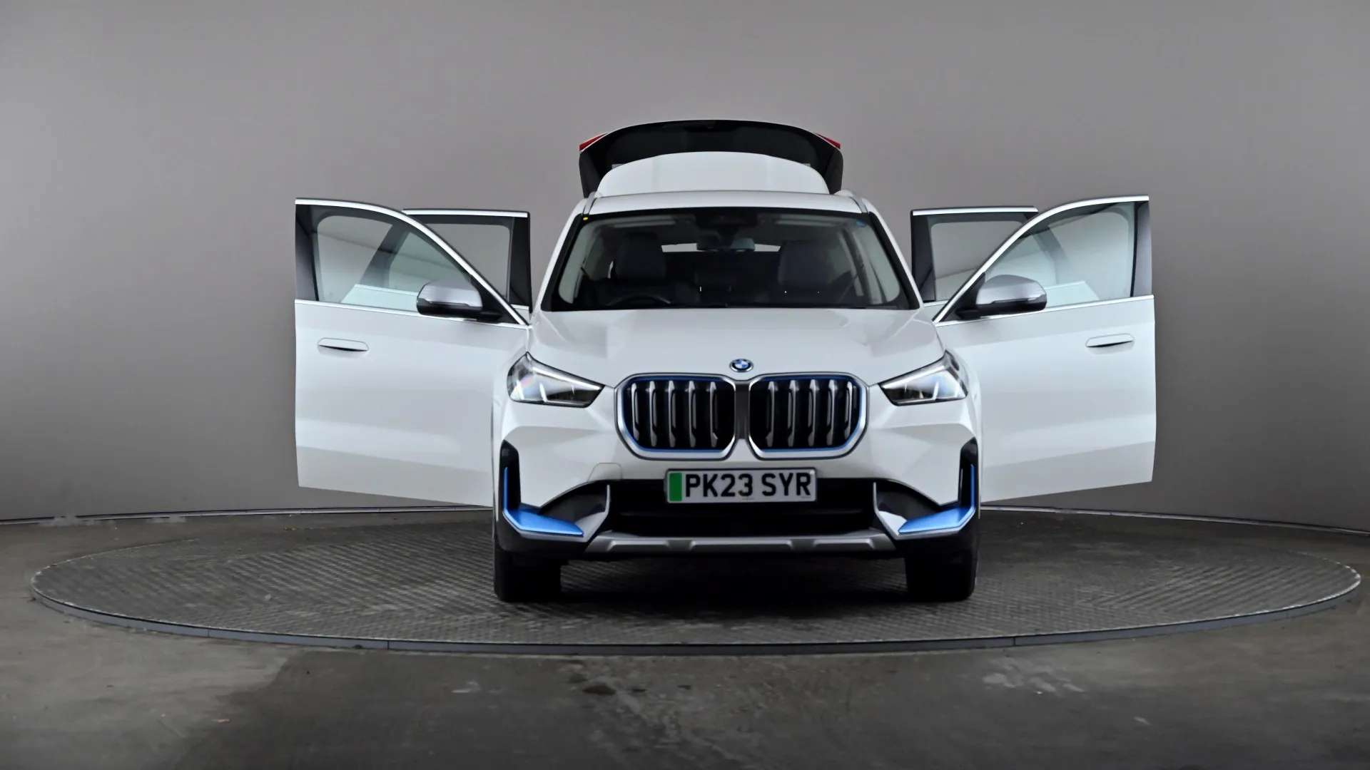 2023 BMW IX1 2023 BMW IX1