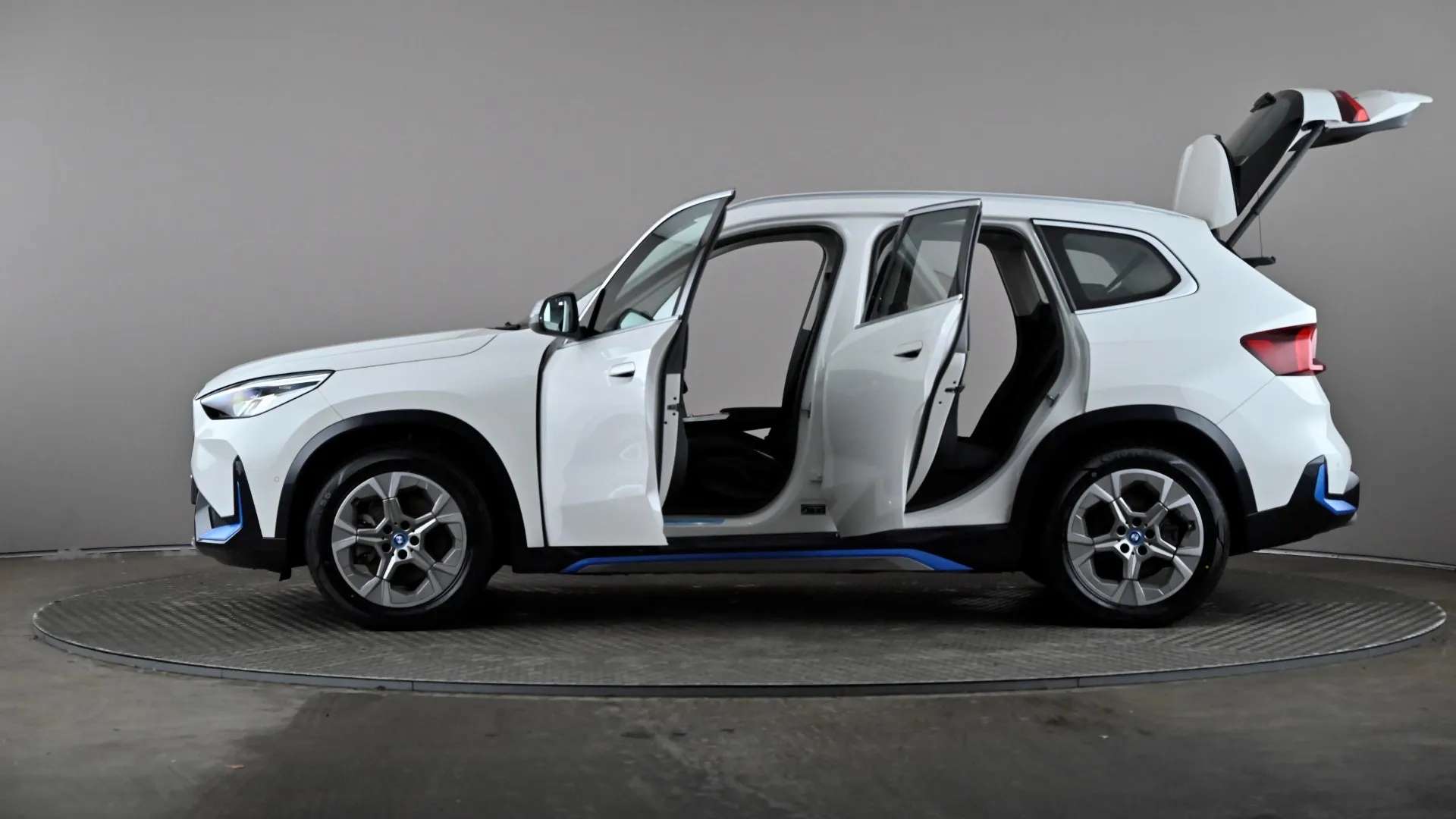 2023 BMW IX1 2023 BMW IX1