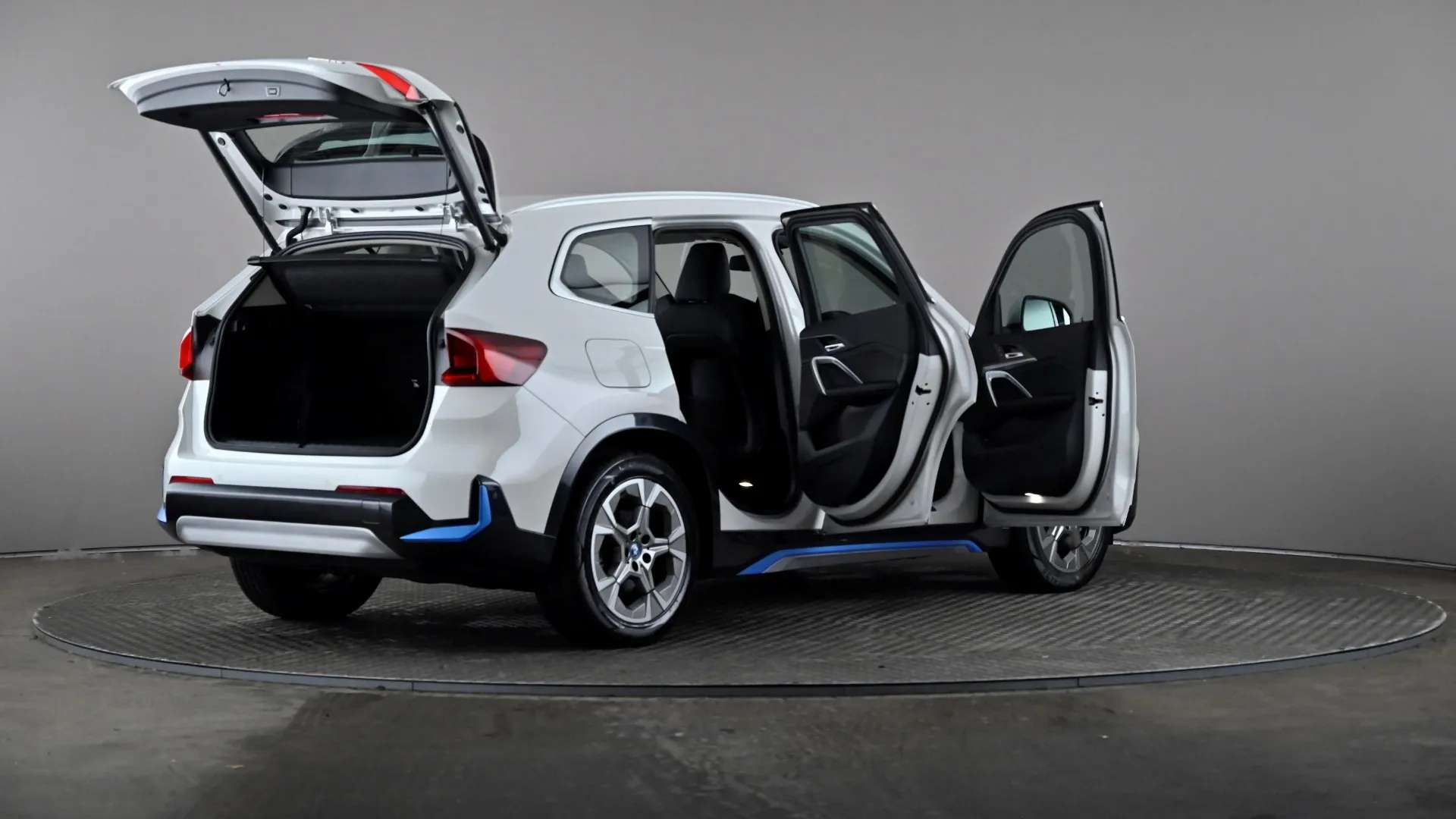 2023 BMW IX1 2023 BMW IX1