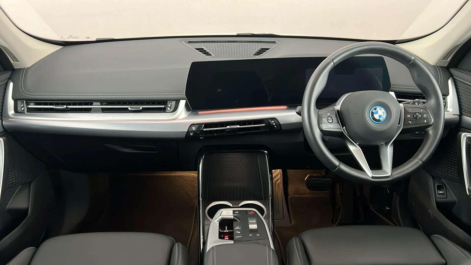2023 BMW IX1 2023 BMW IX1