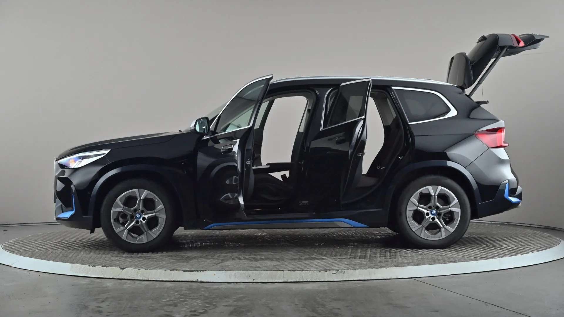 2023 BMW IX1 2023 BMW IX1