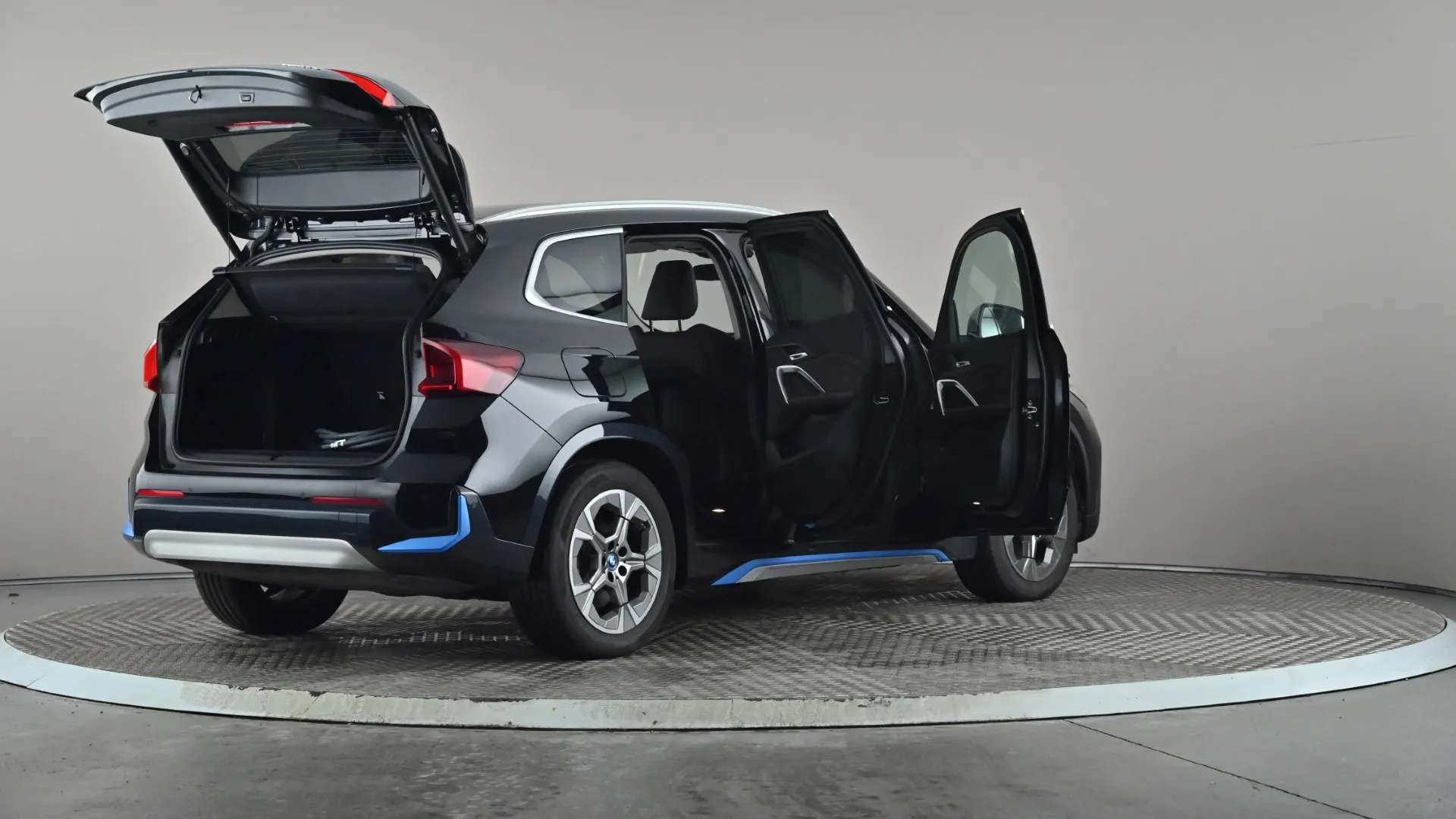 2023 BMW IX1 2023 BMW IX1