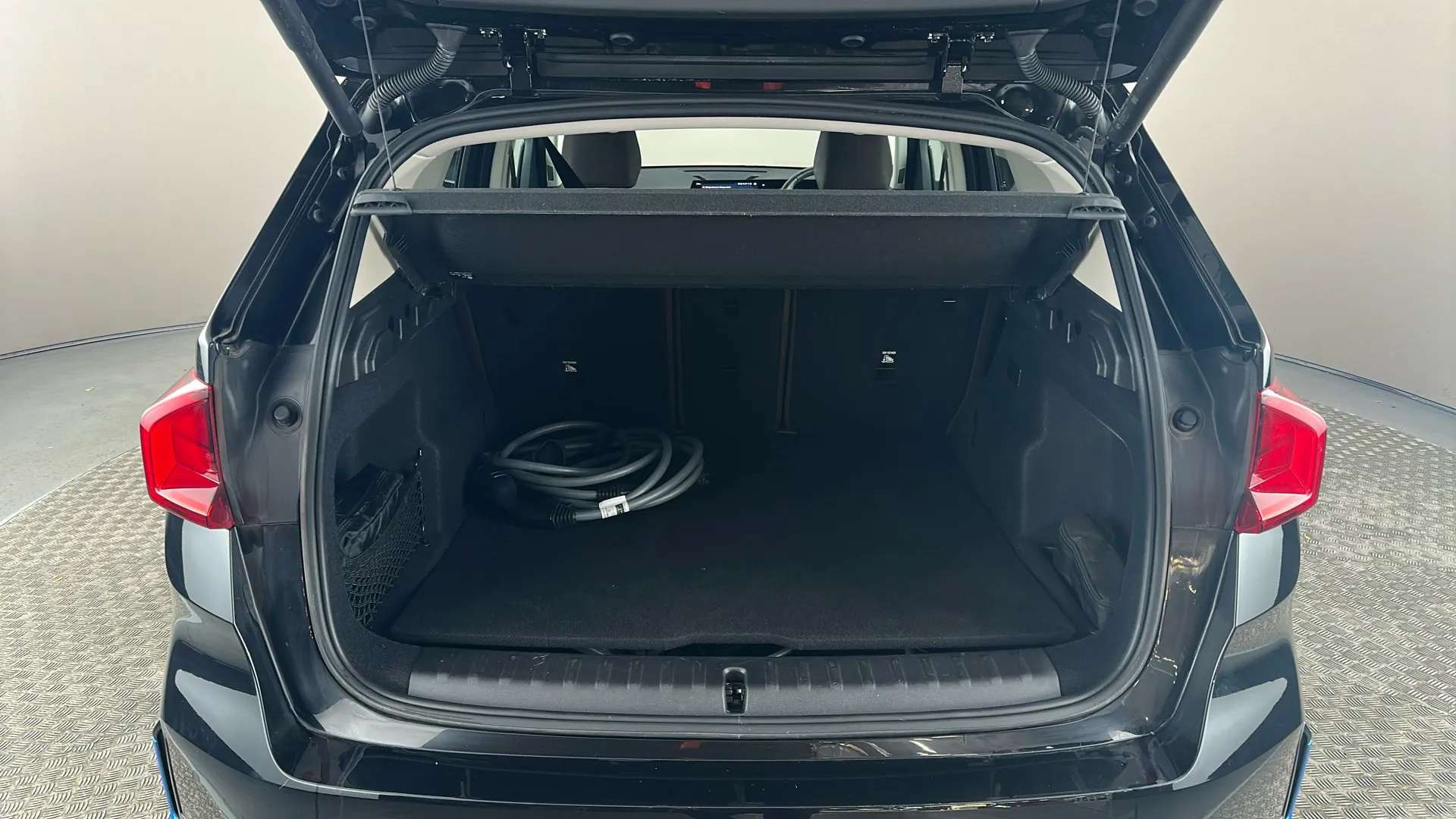 2023 BMW IX1 2023 BMW IX1