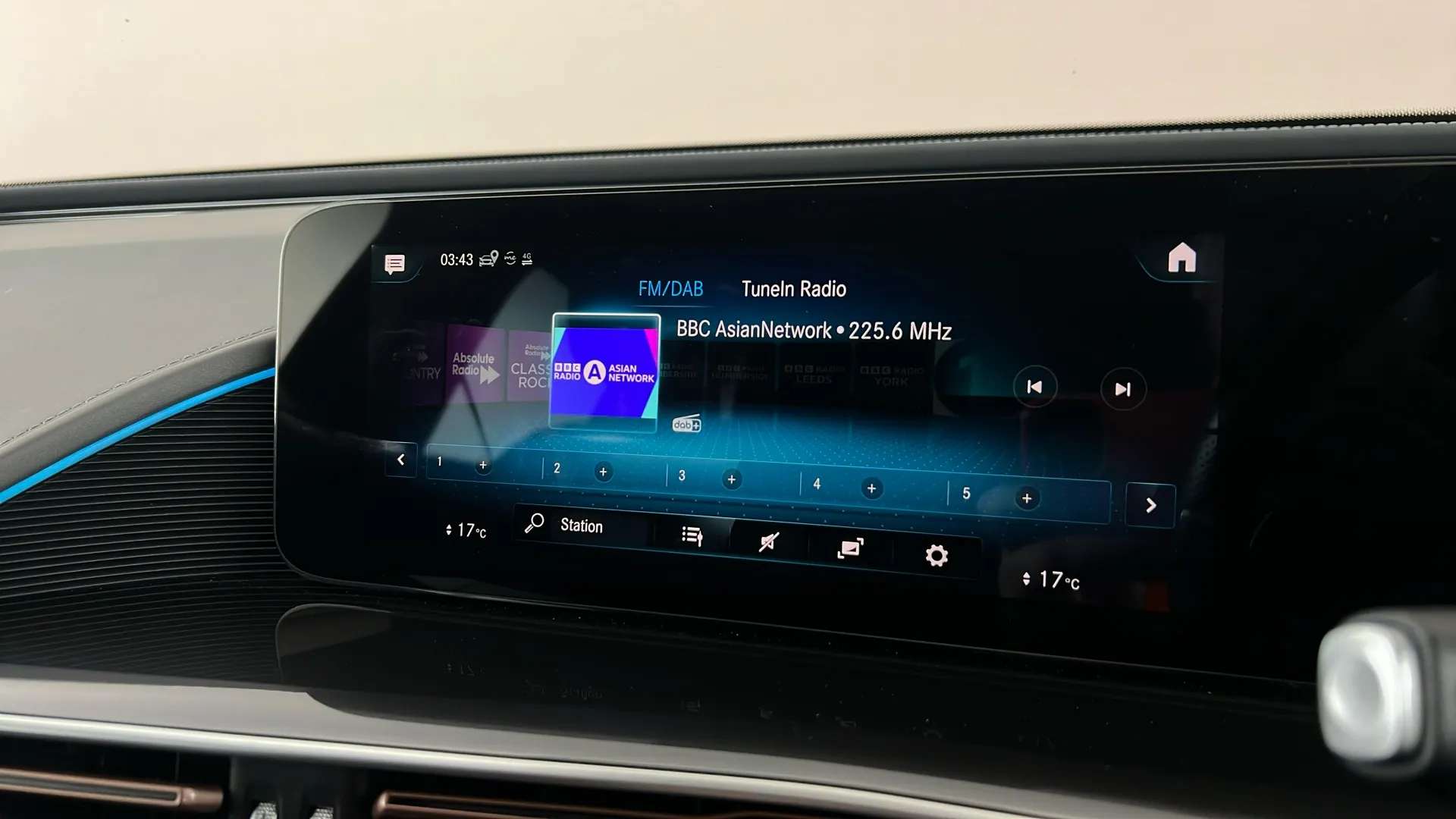 2021 MERCEDES-BENZ EQC 2021 MERCEDES-BENZ EQC