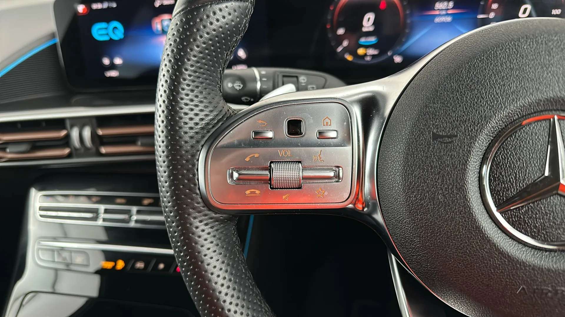 2020 MERCEDES-BENZ EQC 2020 MERCEDES-BENZ EQC