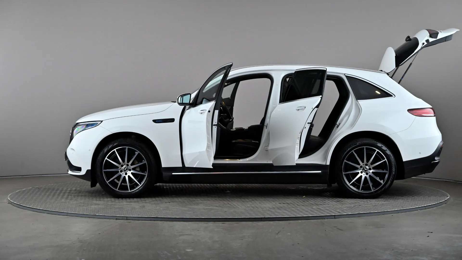 2021 MERCEDES-BENZ EQC 2021 MERCEDES-BENZ EQC