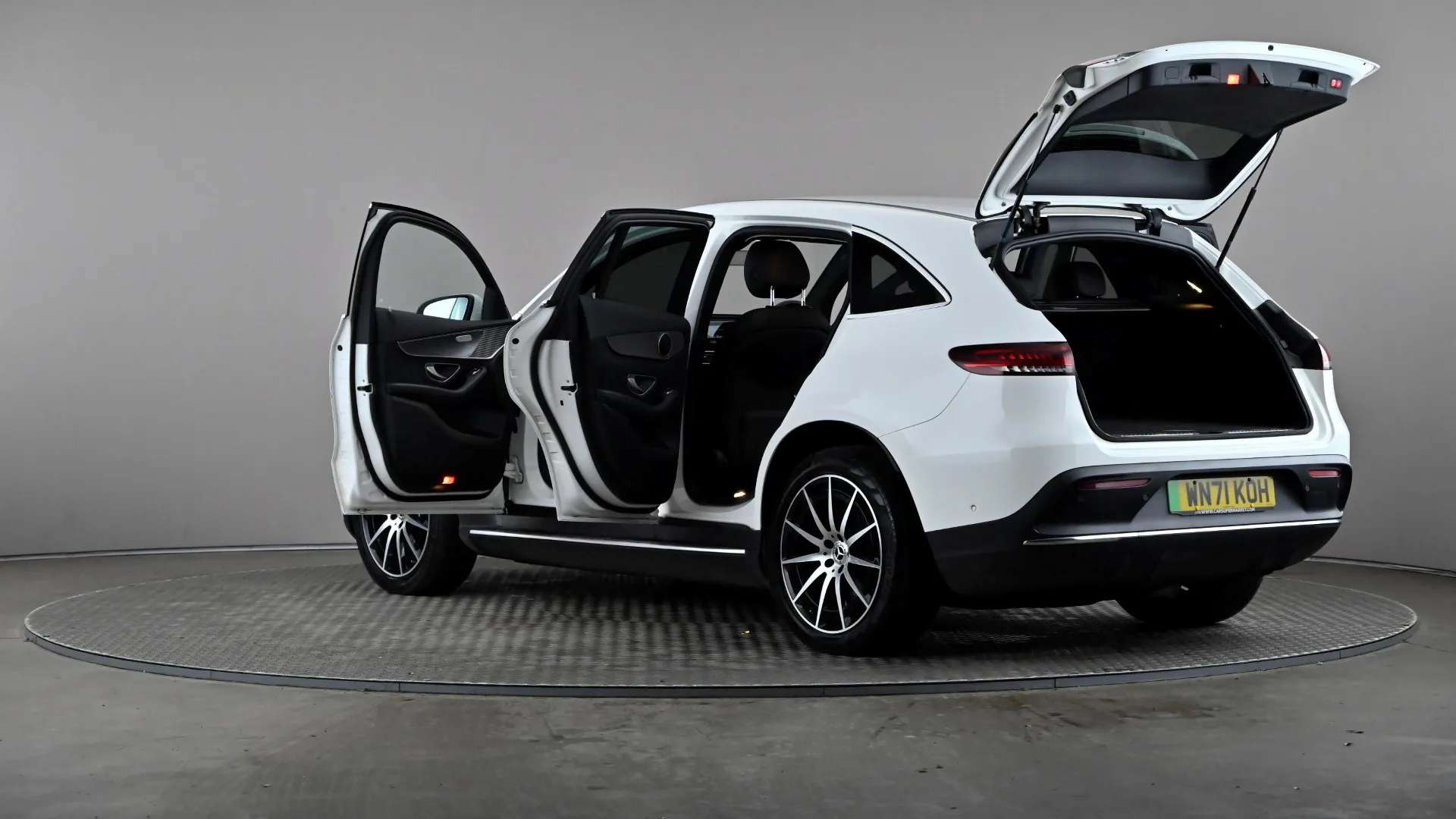 2021 MERCEDES-BENZ EQC 2021 MERCEDES-BENZ EQC