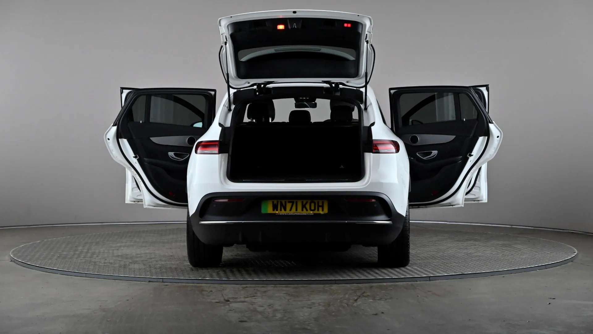 2021 MERCEDES-BENZ EQC 2021 MERCEDES-BENZ EQC