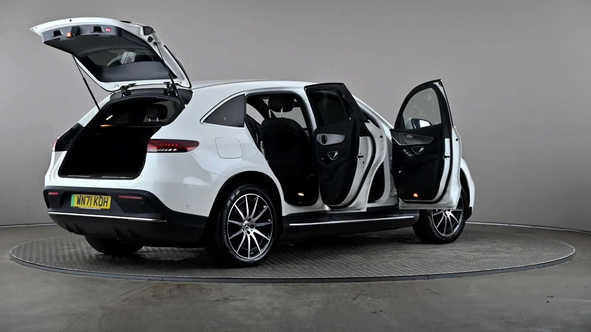 2021 MERCEDES-BENZ EQC 2021 MERCEDES-BENZ EQC