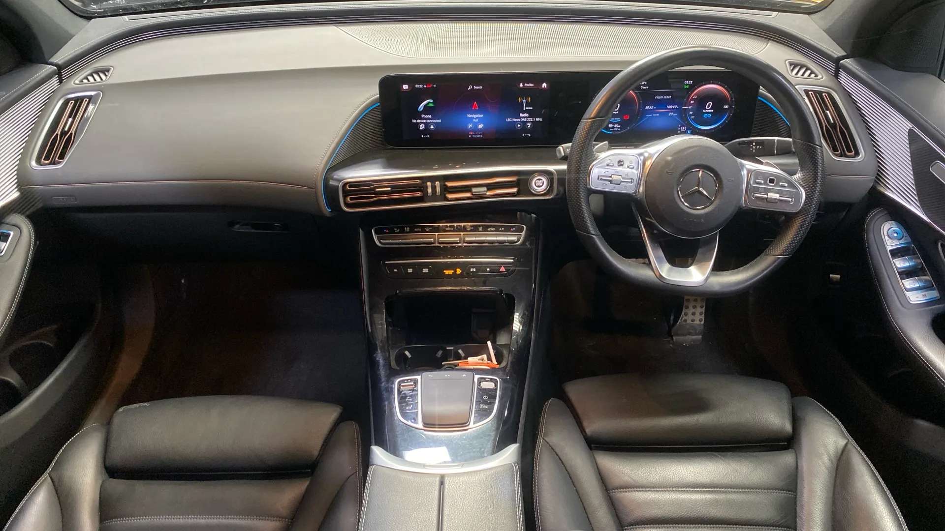 A 2022 MERCEDES-BENZ EQC EQC 400 300kW AMG Line 80kWh Auto A 2022 MERCEDES-BENZ EQC EQC 400 300kW AMG Line 80kWh Auto