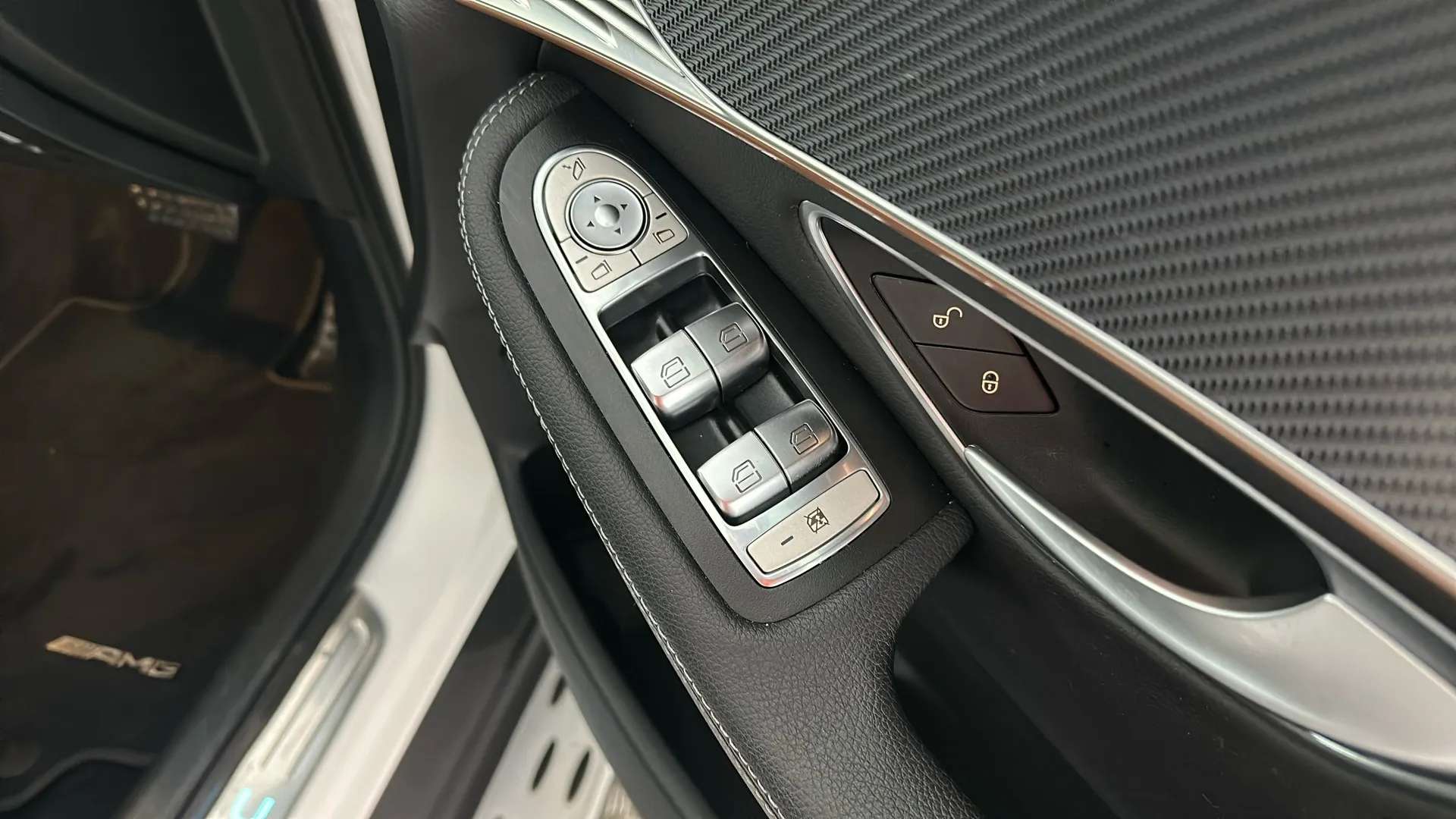 2023 MERCEDES-BENZ EQC 2023 MERCEDES-BENZ EQC