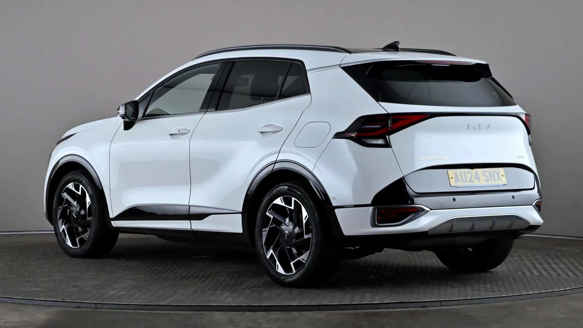 A 2024 KIA SPORTAGE 1.6T GDi PHEV GT-Line S Auto AWD A 2024 KIA SPORTAGE 1.6T GDi PHEV GT-Line S Auto AWD
