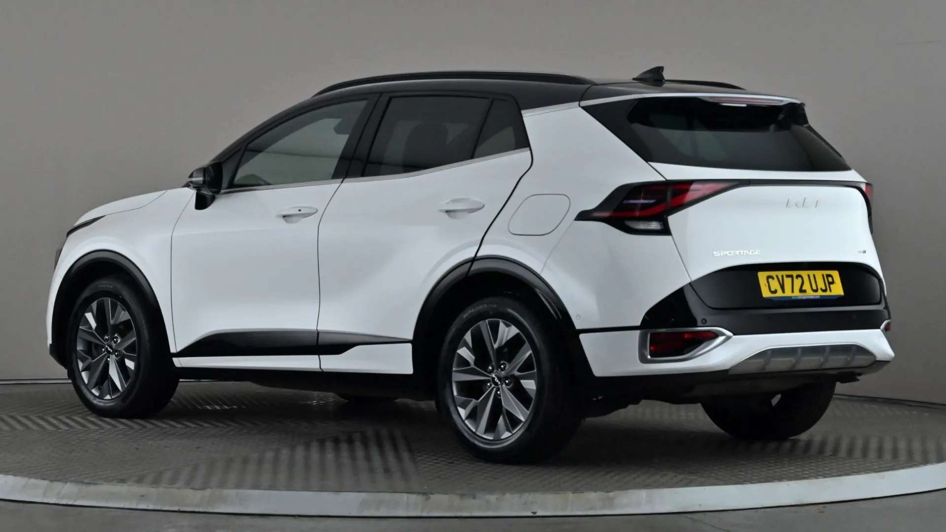 A 2022 KIA SPORTAGE 1.6T GDi HEV GT-Line S Auto AWD A 2022 KIA SPORTAGE 1.6T GDi HEV GT-Line S Auto AWD