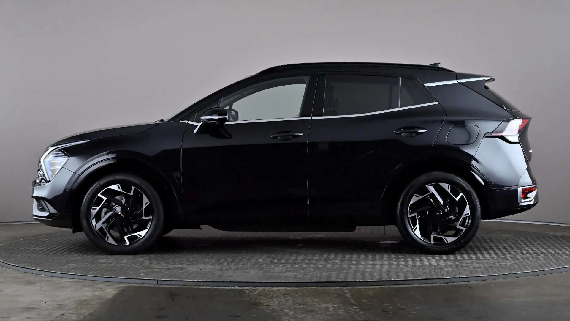A 2024 KIA SPORTAGE 1.6T GDi 241 PHEV GT-Line S Auto AWD A 2024 KIA SPORTAGE 1.6T GDi 241 PHEV GT-Line S Auto AWD