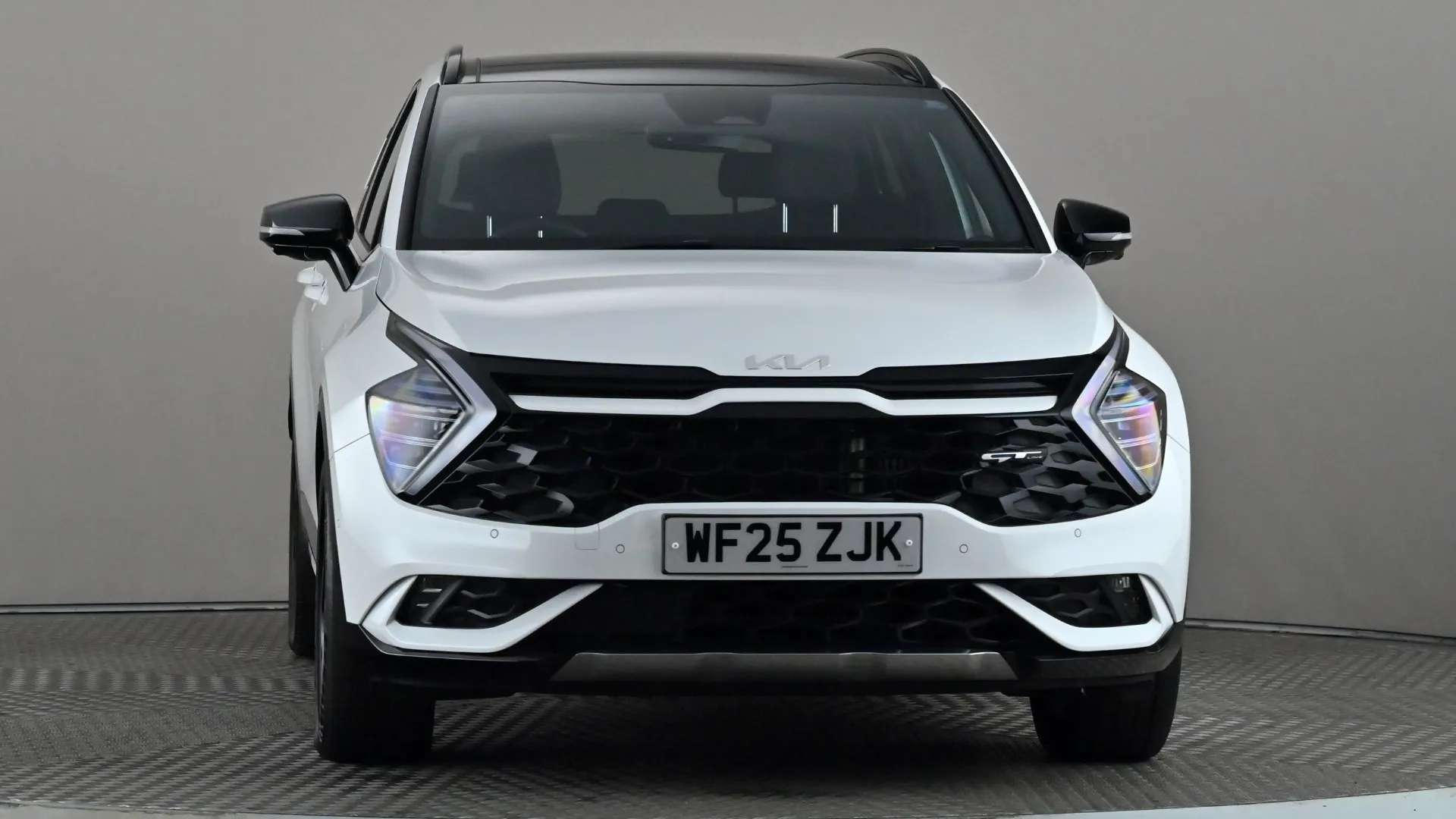 A 2025 KIA SPORTAGE 1.6T GDi 241 PHEV GT-Line S Auto AWD A 2025 KIA SPORTAGE 1.6T GDi 241 PHEV GT-Line S Auto AWD