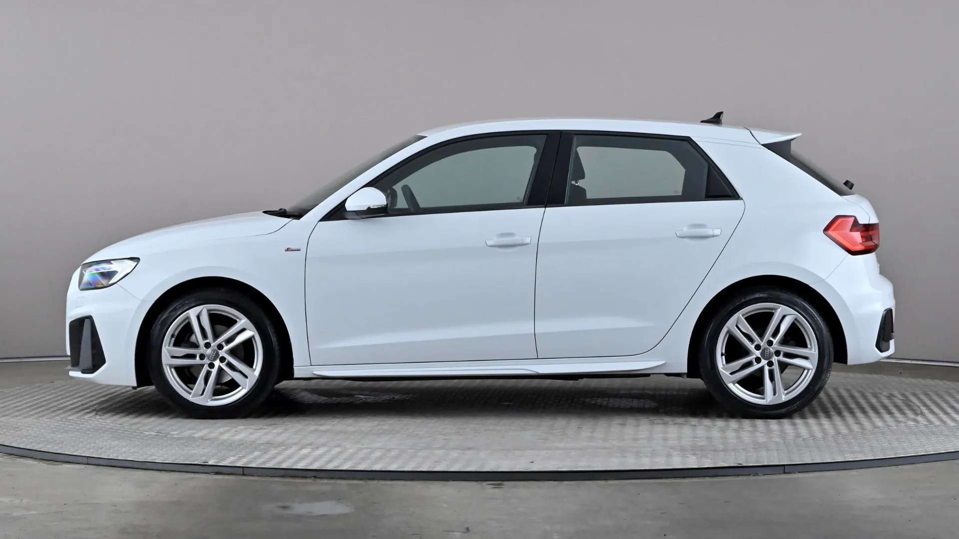 A 2019 AUDI A1 30 TFSI S Line S Tronic A 2019 AUDI A1 30 TFSI S Line S Tronic