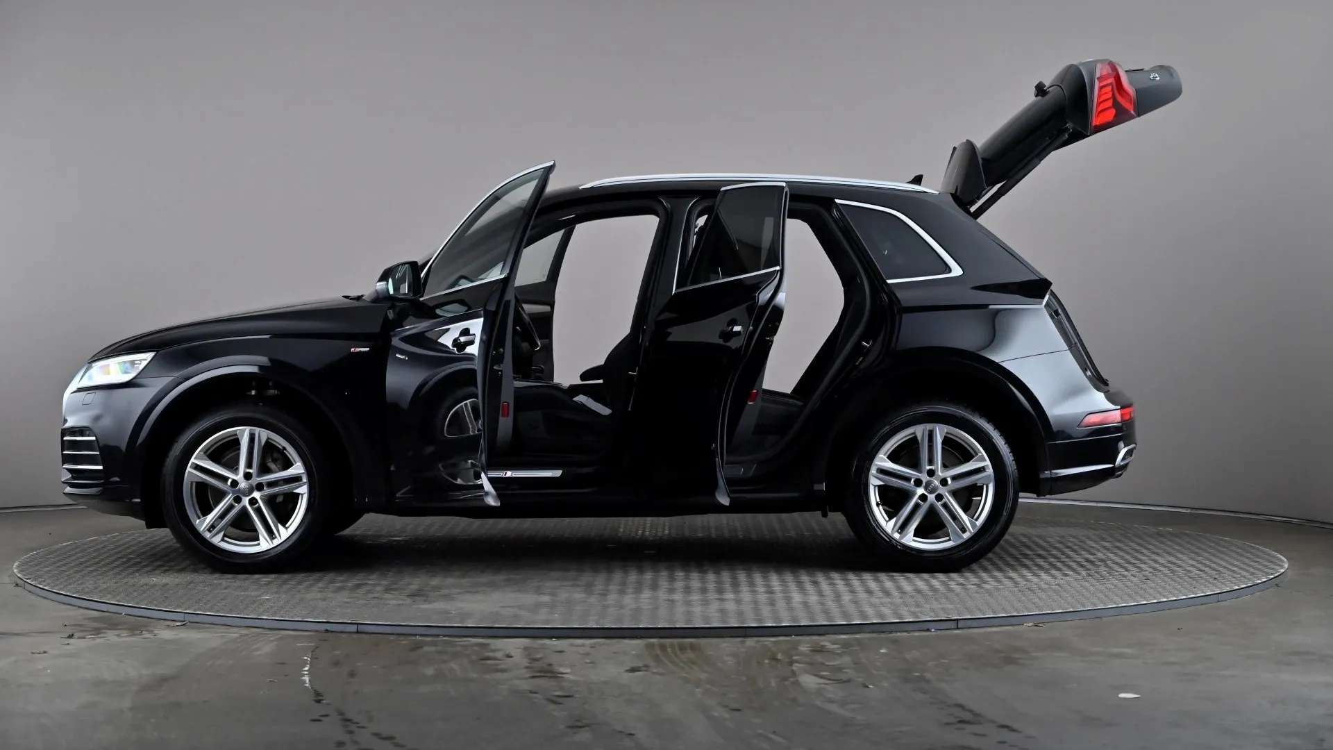 2018 AUDI Q5 2018 AUDI Q5