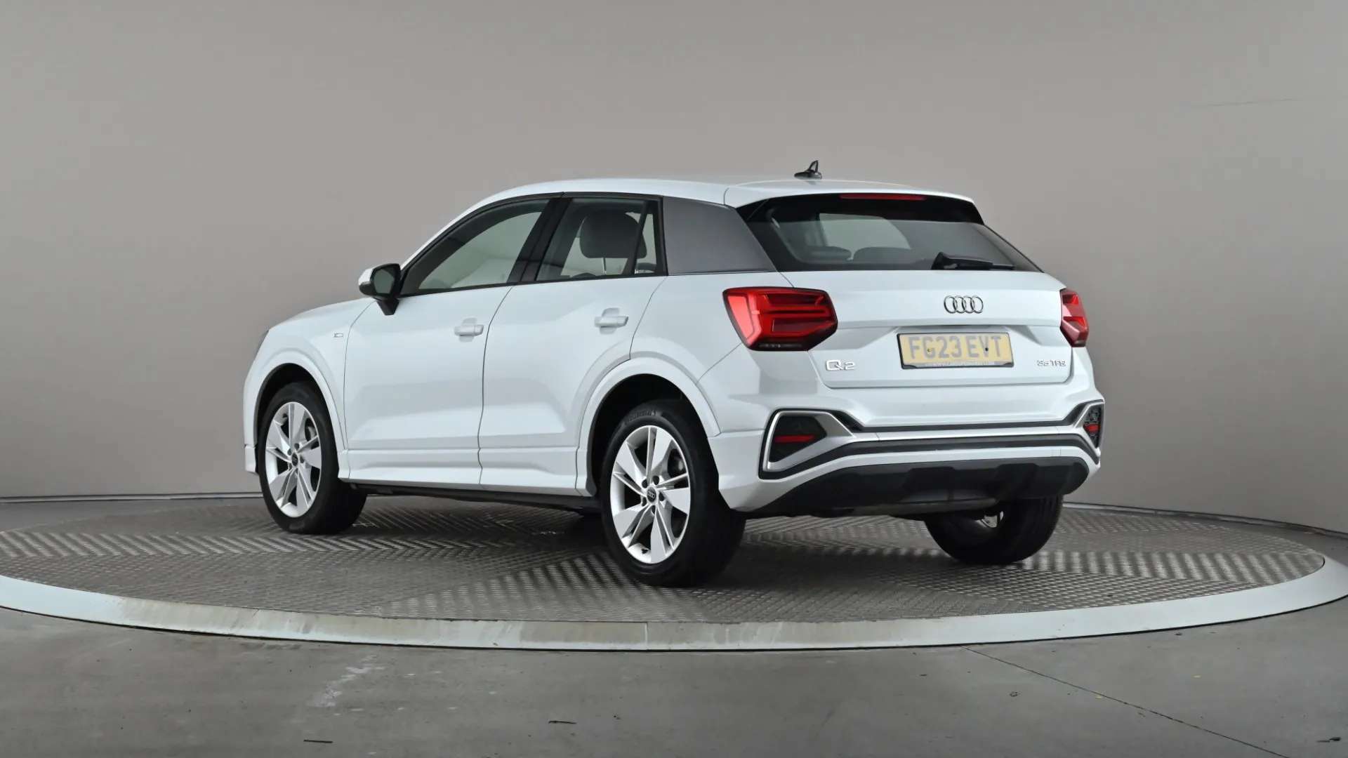 A 2023 AUDI Q2 35 TFSI S Line S Tronic A 2023 AUDI Q2 35 TFSI S Line S Tronic