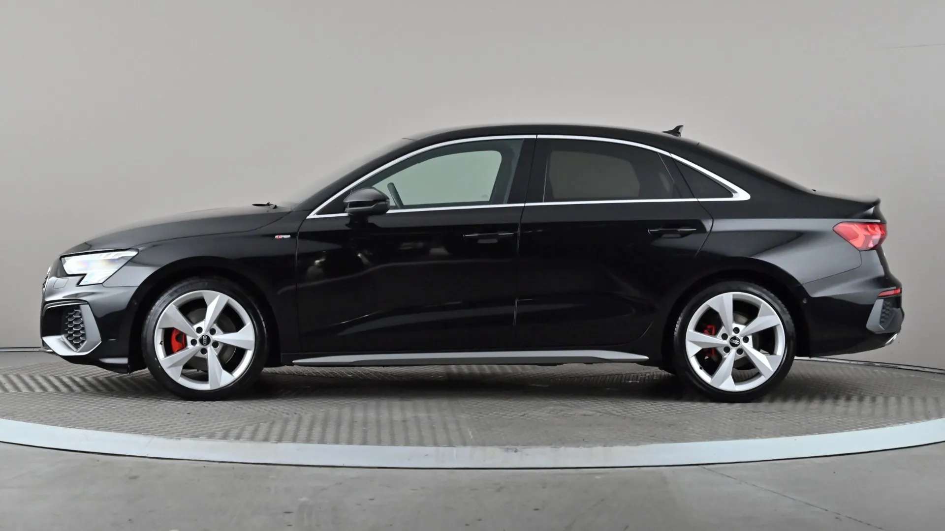 A 2021 AUDI A3 35 TFSI S Line S Tronic A 2021 AUDI A3 35 TFSI S Line S Tronic