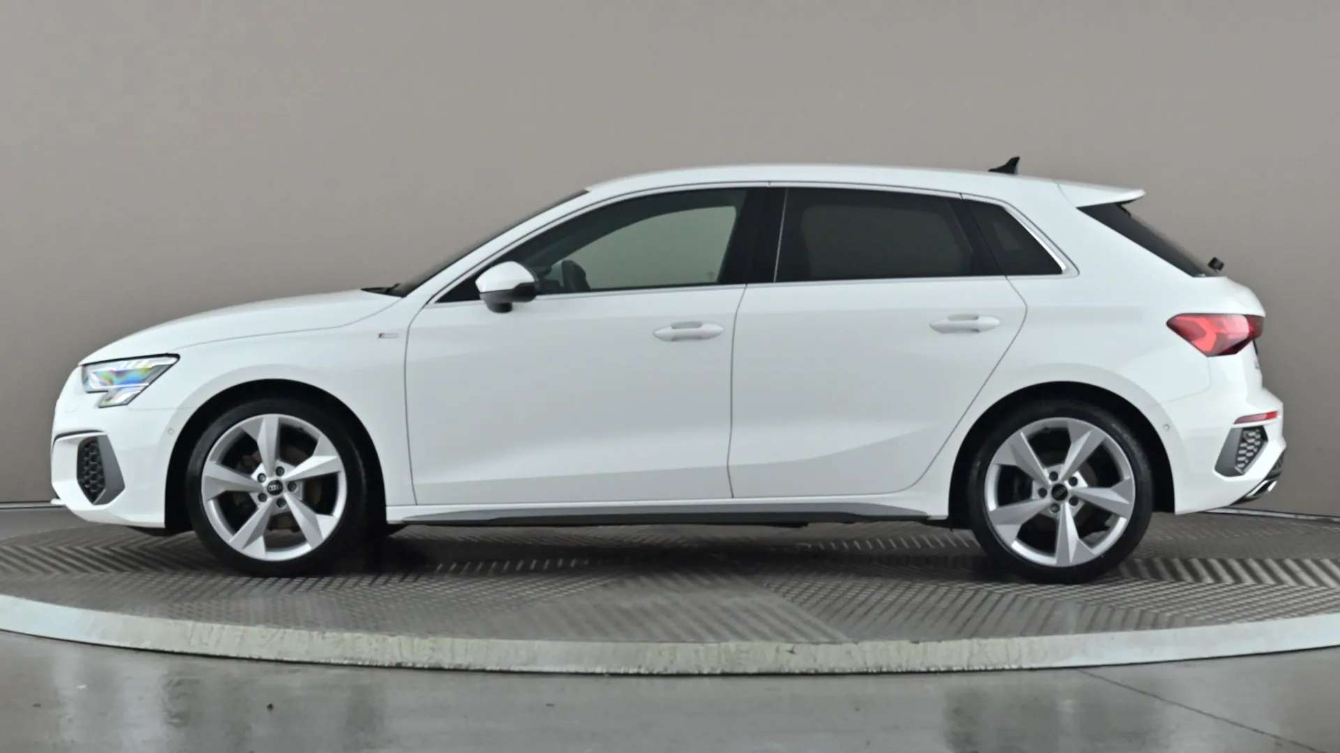 A 2023 AUDI A3 35 TFSI S Line S Tronic A 2023 AUDI A3 35 TFSI S Line S Tronic