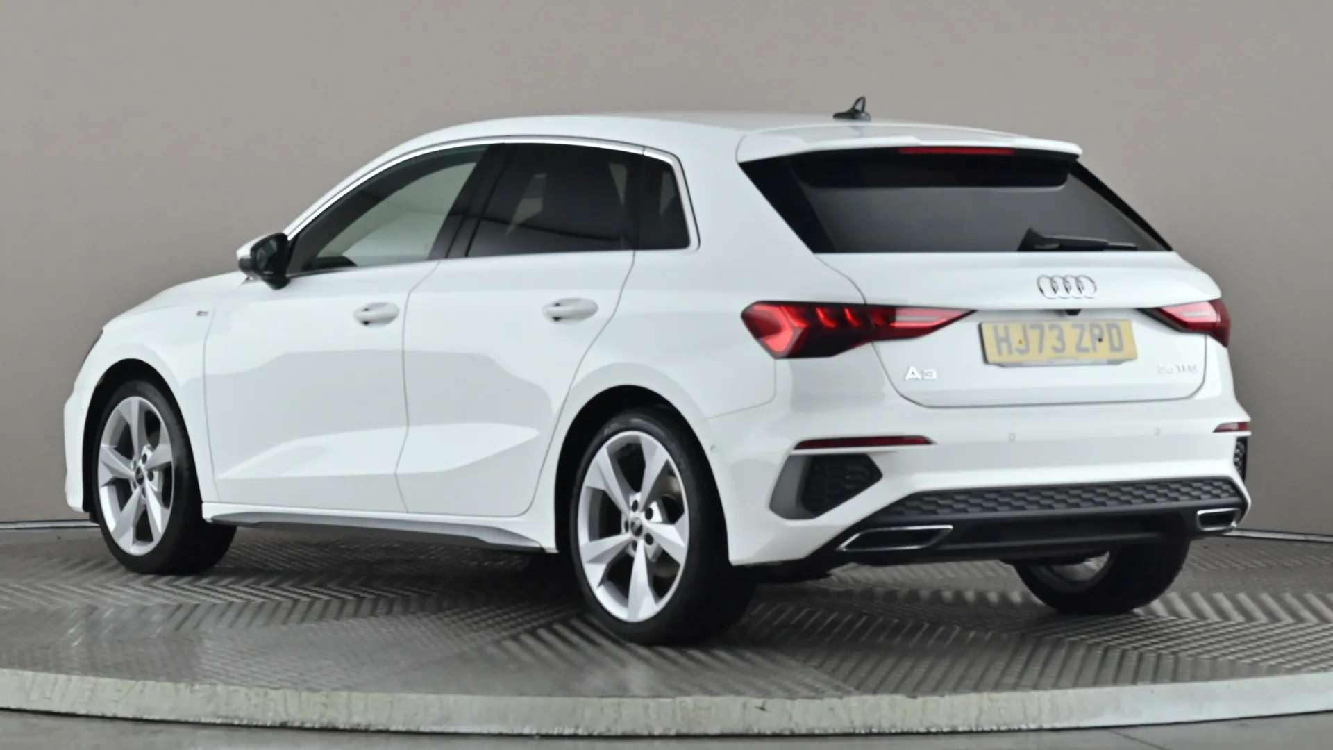 A 2023 AUDI A3 35 TFSI S Line S Tronic A 2023 AUDI A3 35 TFSI S Line S Tronic