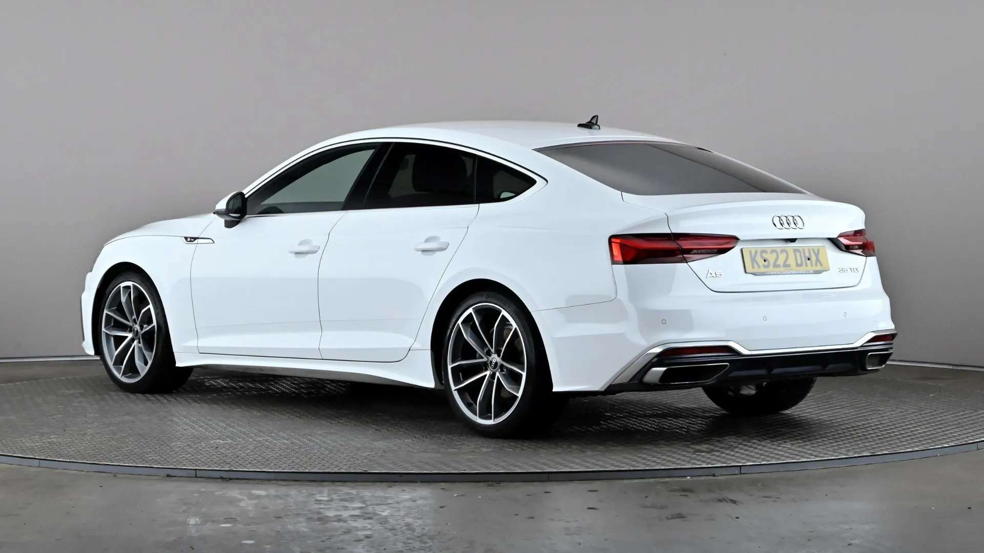 A 2022 AUDI A5 35 TDI S Line S Tronic A 2022 AUDI A5 35 TDI S Line S Tronic