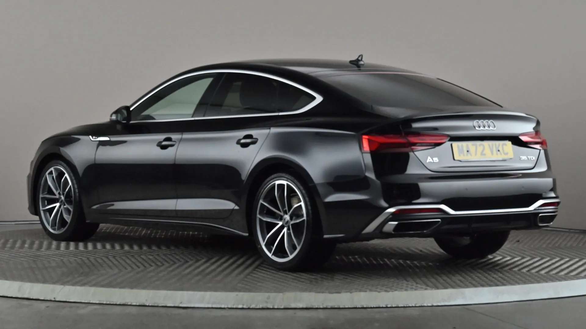 A 2022 AUDI A5 35 TDI S Line S Tronic A 2022 AUDI A5 35 TDI S Line S Tronic