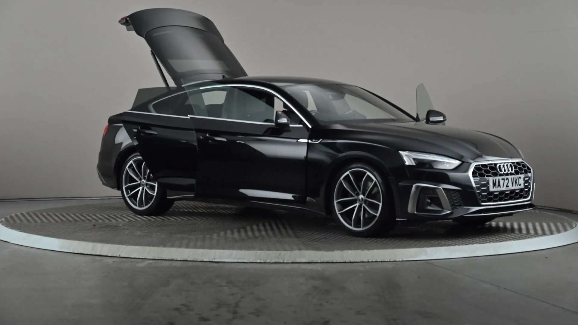 2022 AUDI A5 2022 AUDI A5