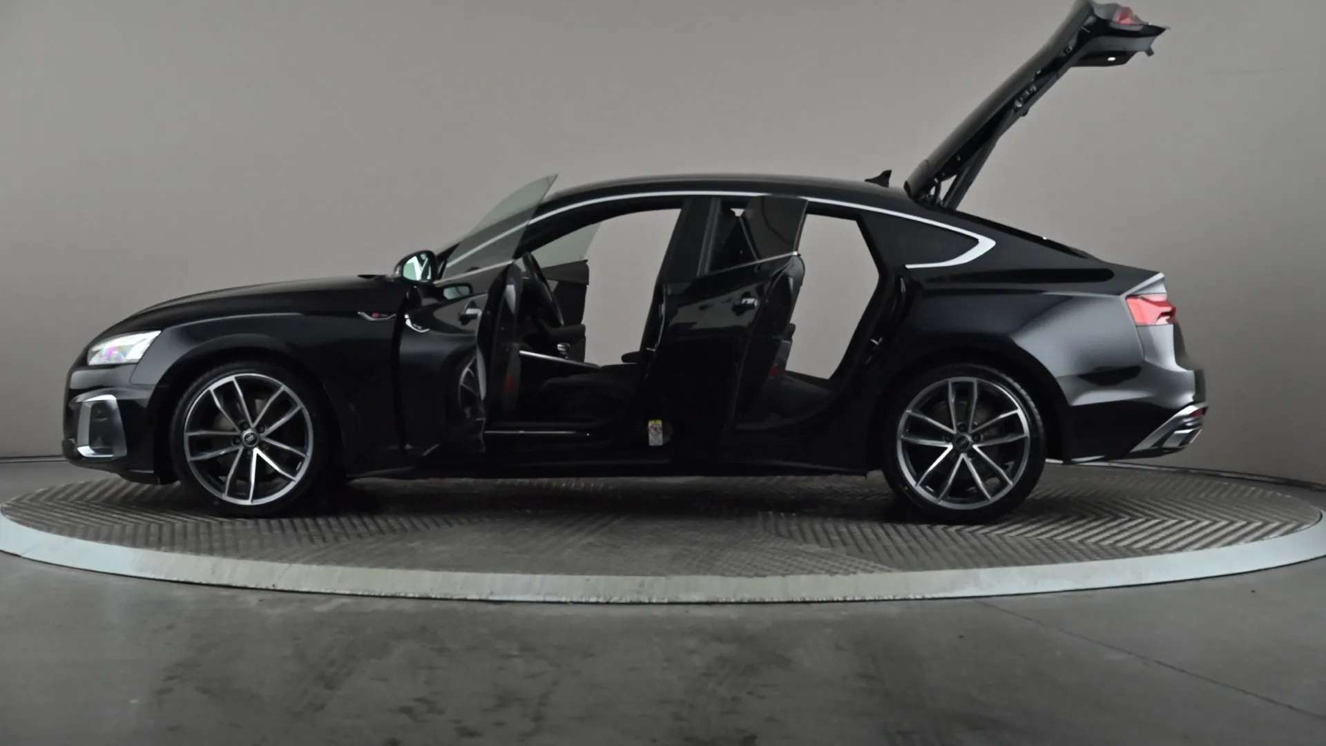 2022 AUDI A5 2022 AUDI A5