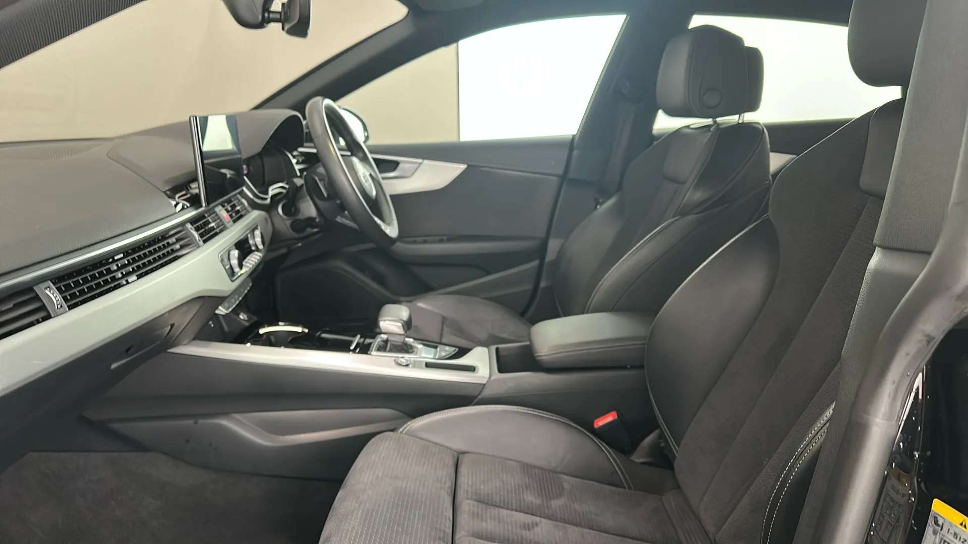 2022 AUDI A5 2022 AUDI A5