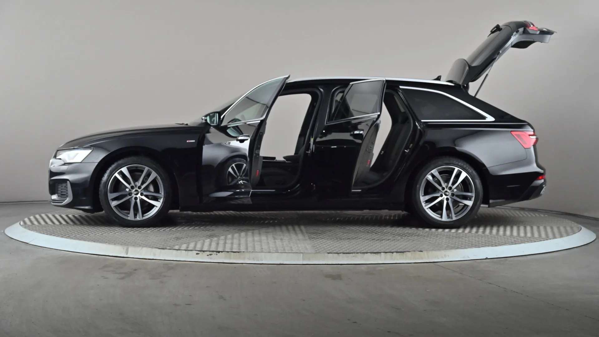 2021 AUDI A6 2021 AUDI A6