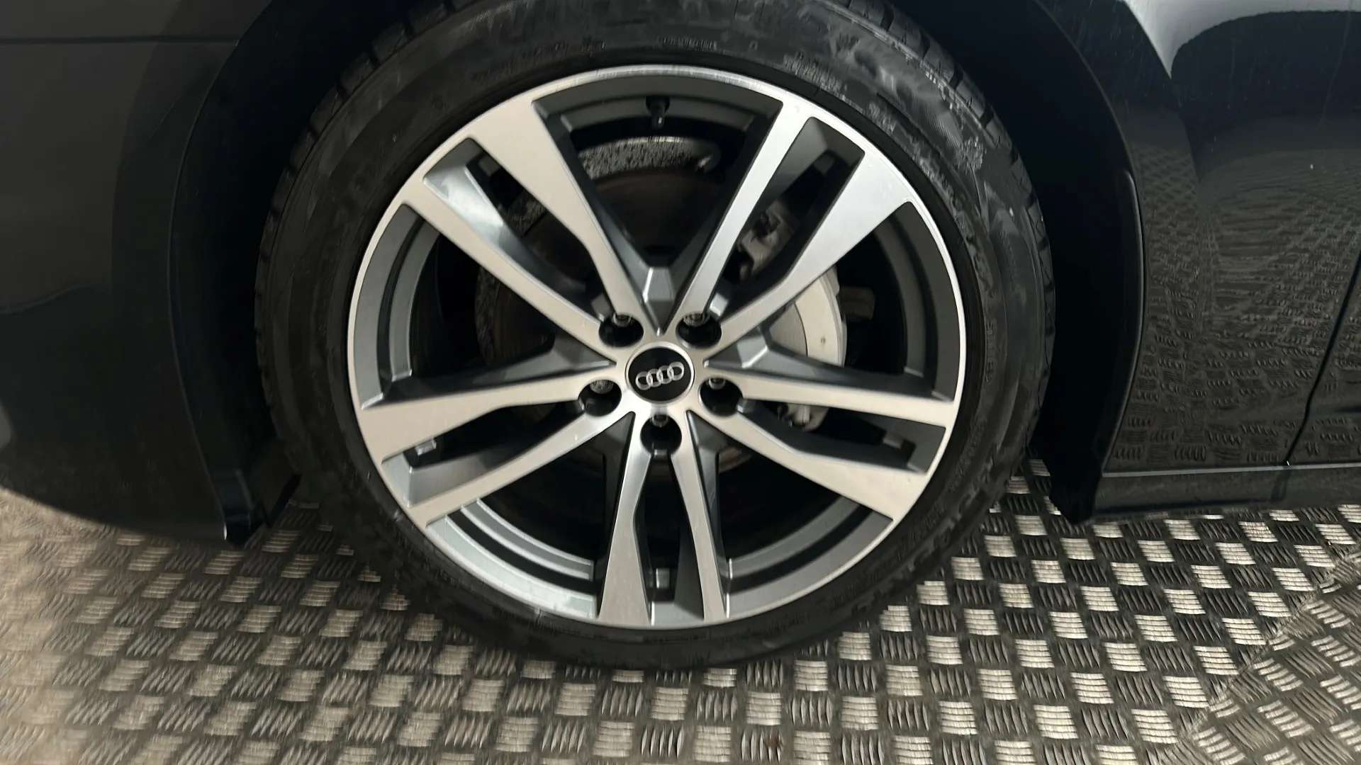 2021 AUDI A6 2021 AUDI A6