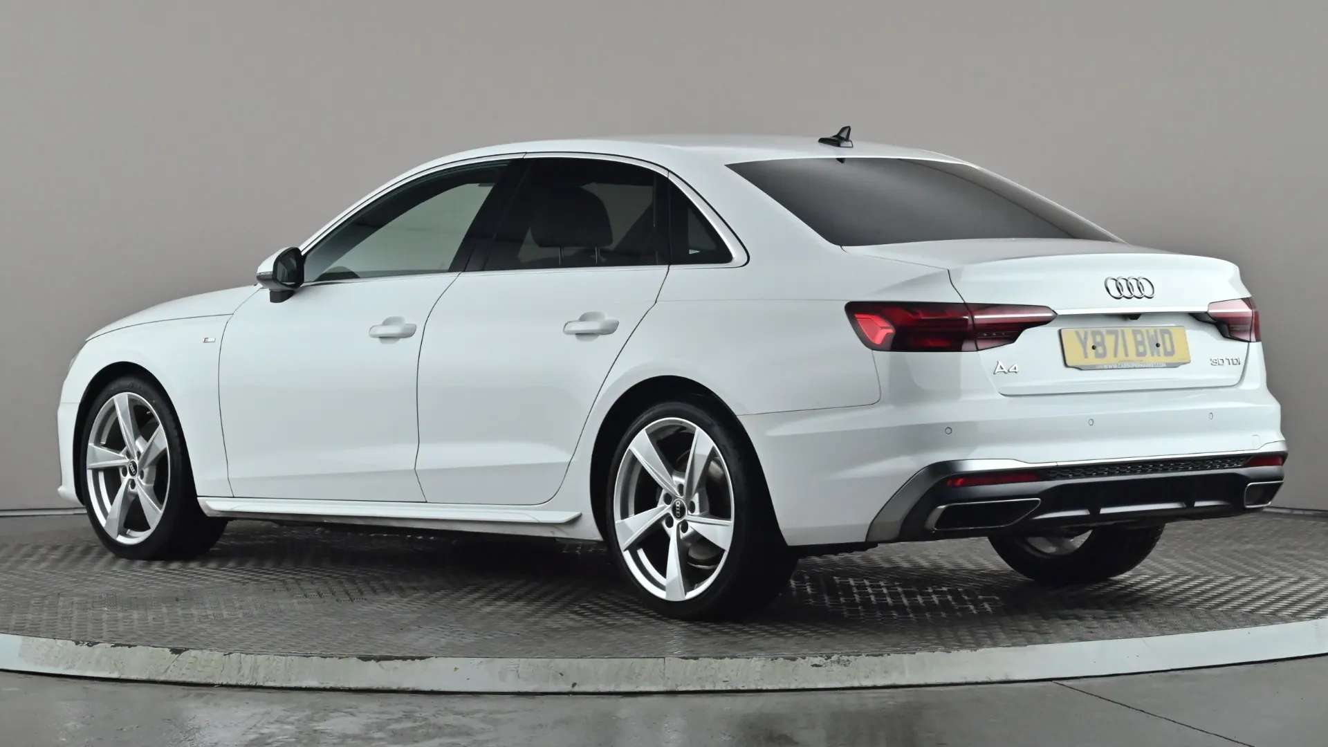 A 2022 AUDI A4 30 TDI S Line S Tronic A 2022 AUDI A4 30 TDI S Line S Tronic