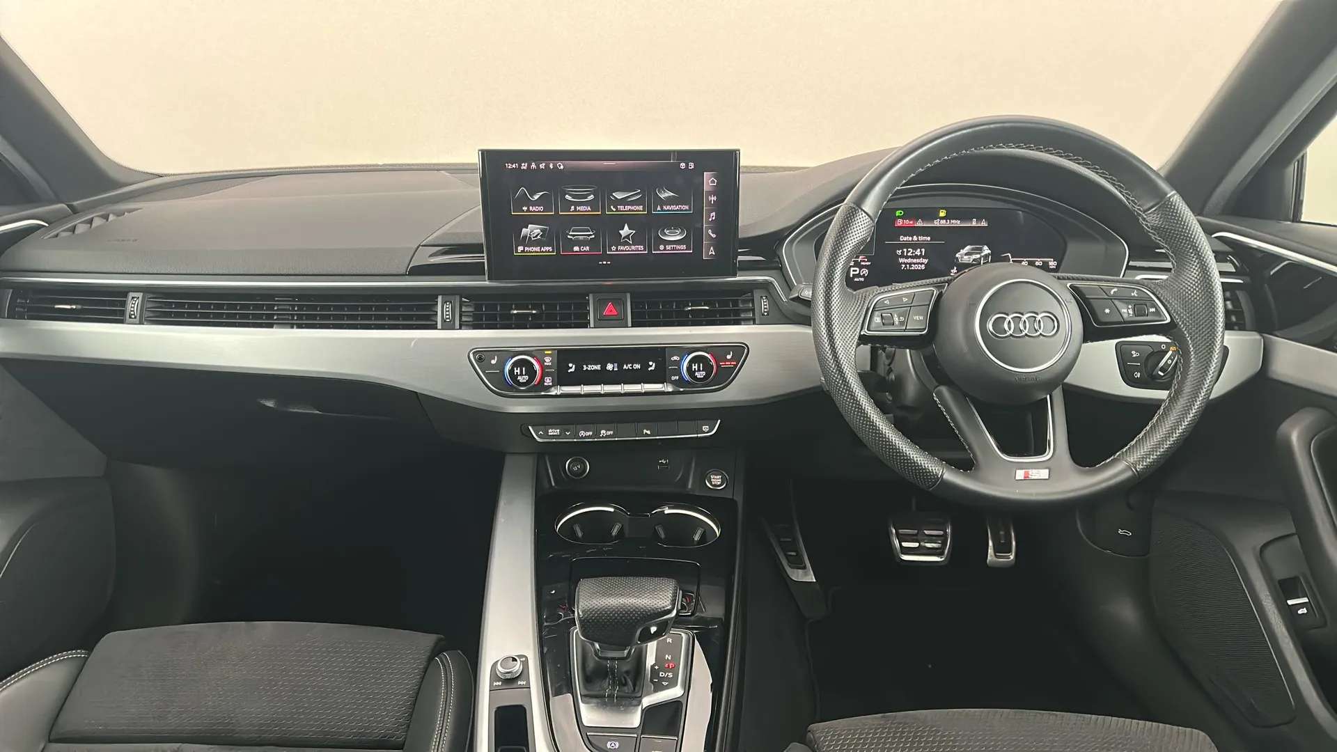 2022 AUDI A4 2022 AUDI A4