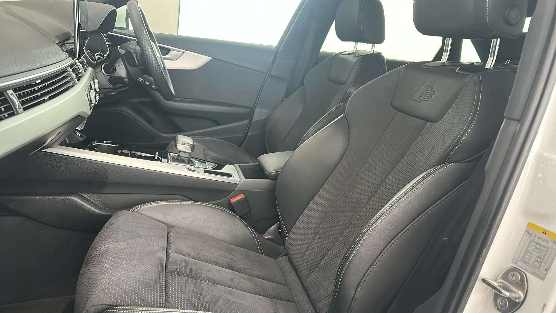 2022 AUDI A4 2022 AUDI A4