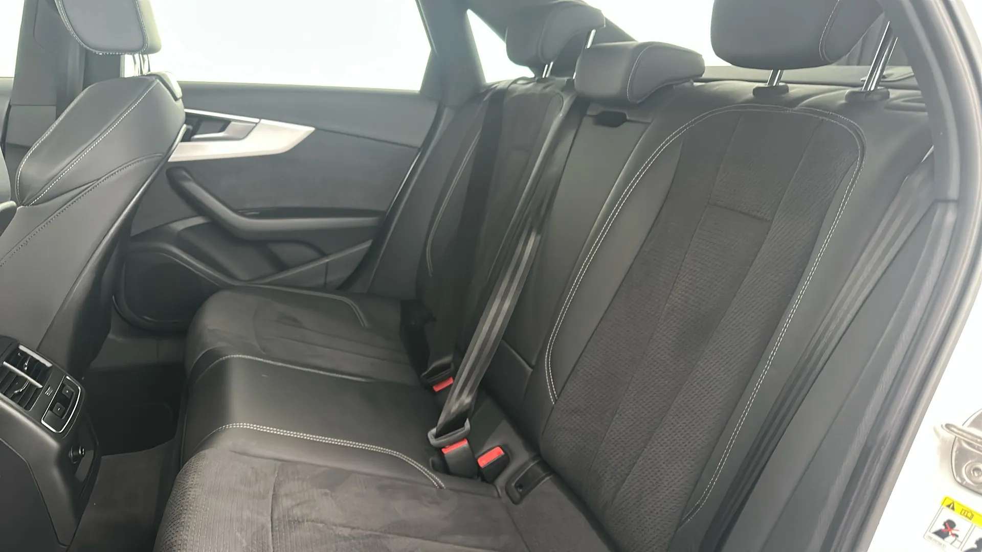 2022 AUDI A4 2022 AUDI A4