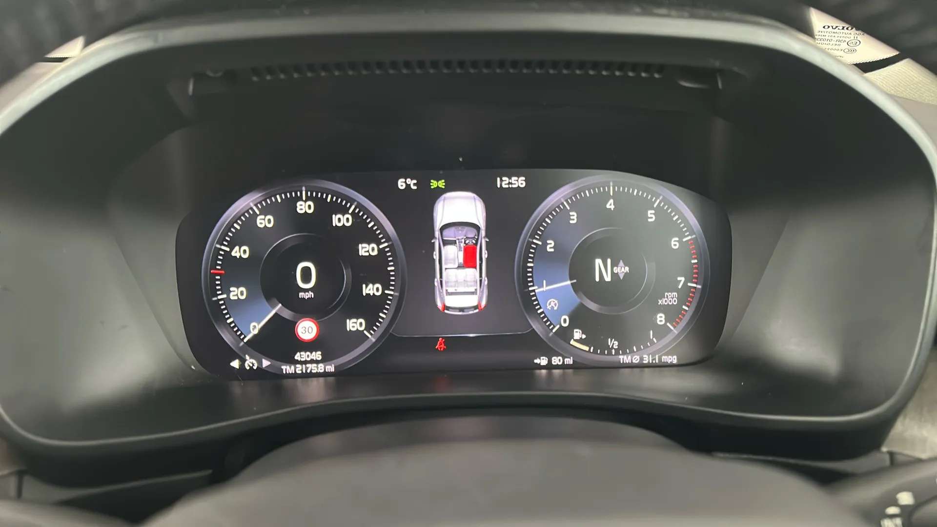 2020 VOLVO XC40 2020 VOLVO XC40