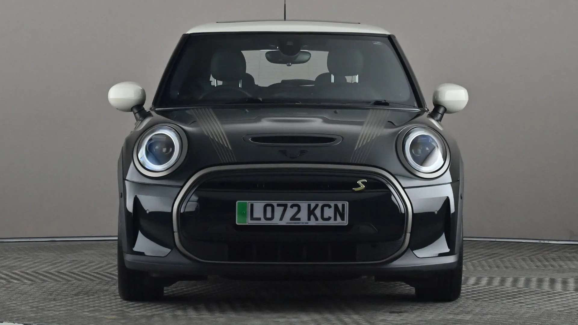 A 2022 MINI HATCH 135kW Cooper S Resolute Edition 33kWh Auto A 2022 MINI HATCH 135kW Cooper S Resolute Edition 33kWh Auto